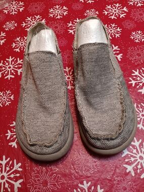 Casual Men's Slip-On Loafers in Taupe